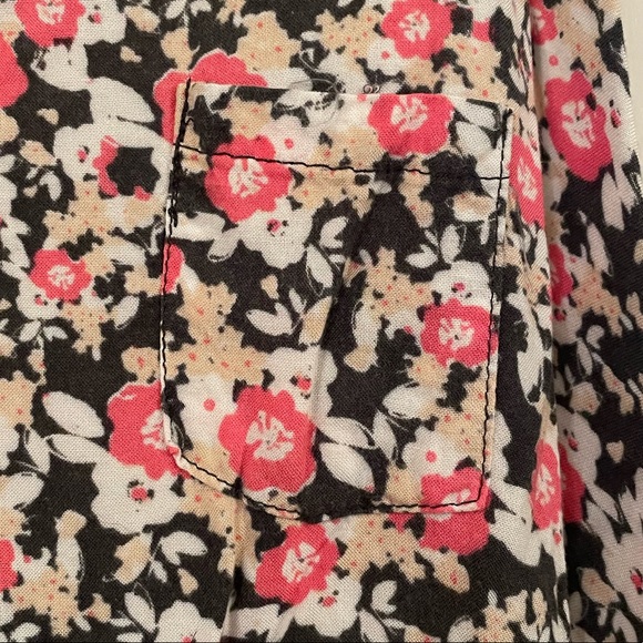 Kirra Women’s flowered tank top - Picture 2 of 6